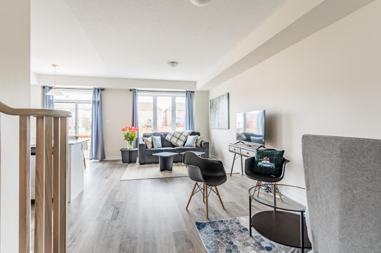 הוילה Luxury Townhouse Close To Fairview Casino In מפלי הניאגרה מראה חיצוני תמונה