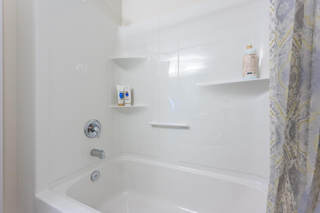 הוילה Luxury Townhouse Close To Fairview Casino In מפלי הניאגרה מראה חיצוני תמונה