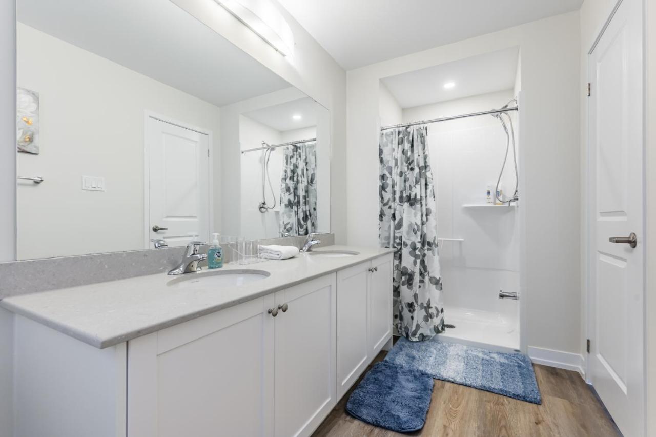 הוילה Luxury Townhouse Close To Fairview Casino In מפלי הניאגרה מראה חיצוני תמונה