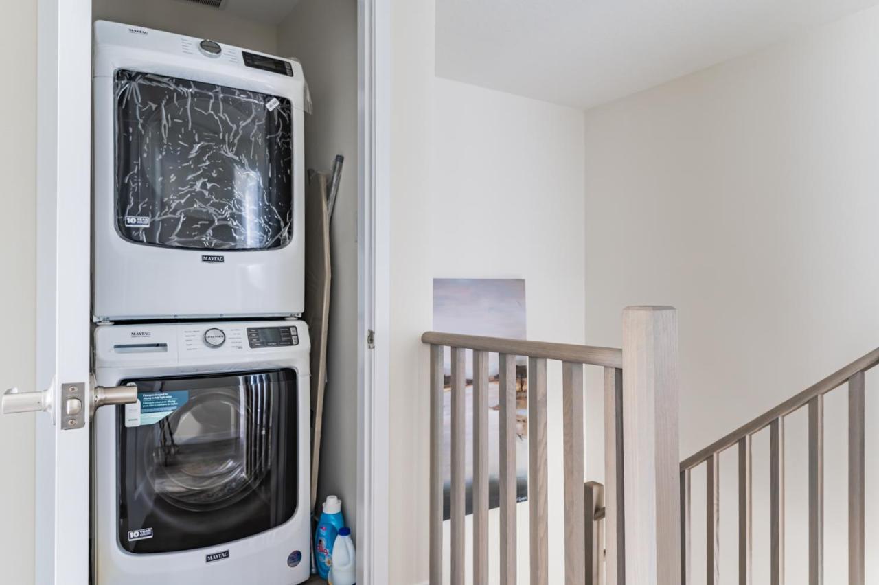 הוילה Luxury Townhouse Close To Fairview Casino In מפלי הניאגרה מראה חיצוני תמונה