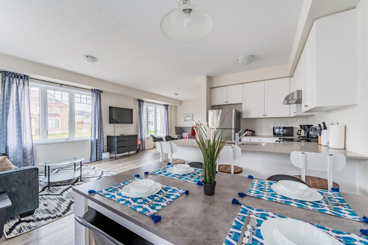 הוילה Luxury Townhouse Close To Fairview Casino In מפלי הניאגרה מראה חיצוני תמונה
