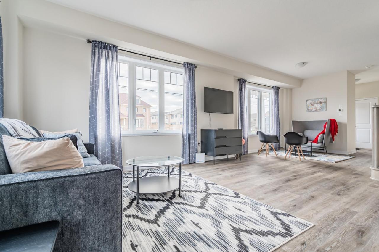 הוילה Luxury Townhouse Close To Fairview Casino In מפלי הניאגרה מראה חיצוני תמונה